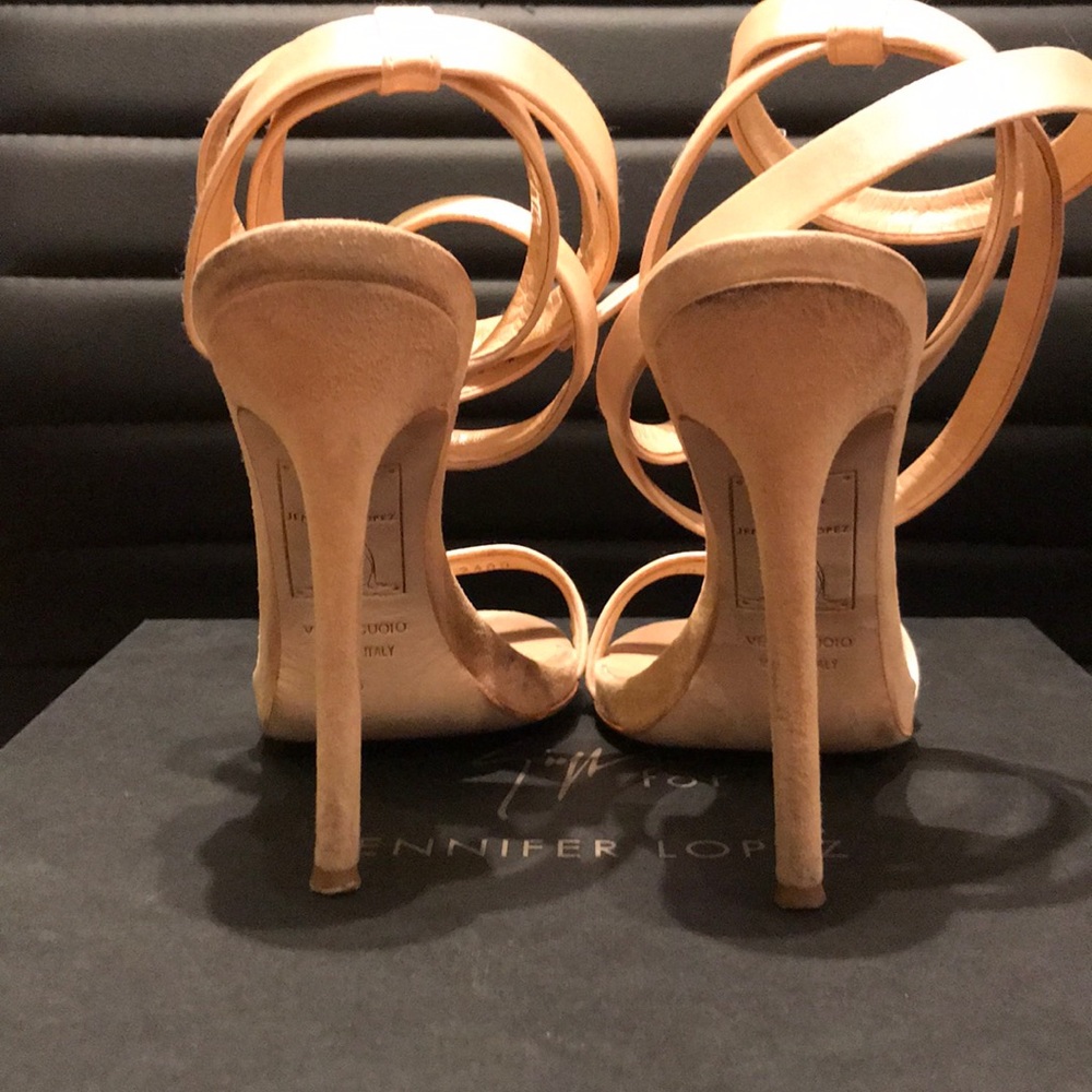 Giuseppe Zanotti by Jennifer Lopez - Picture 6 of 8